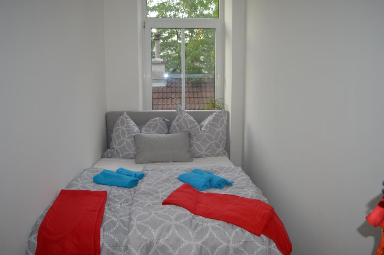 Nette Altbauwohnung Nur 10 Min Von Der City Wenen Buitenkant foto